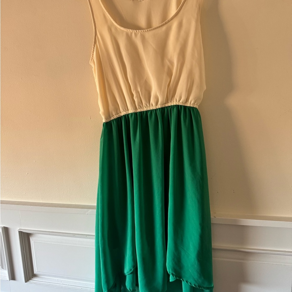 Love, Fire Cream Sleeveless Dress M